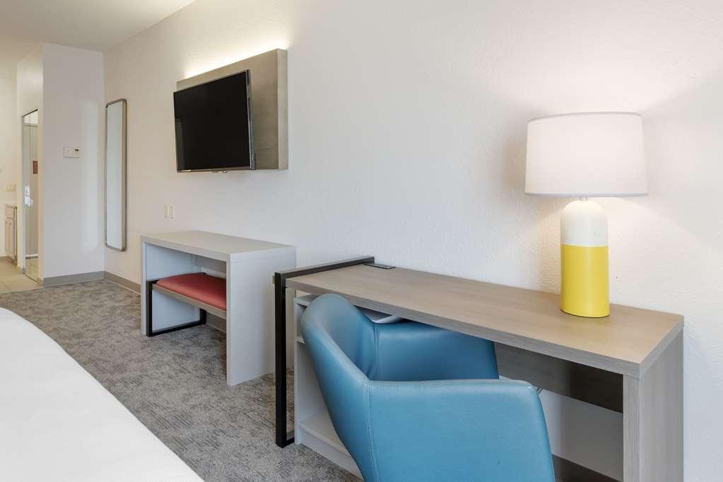 Comfort Inn & Suites Davenport - Quad Cities Bilik gambar